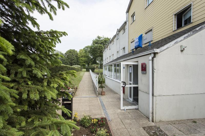 Ibis Budget Senlis Exterior photo