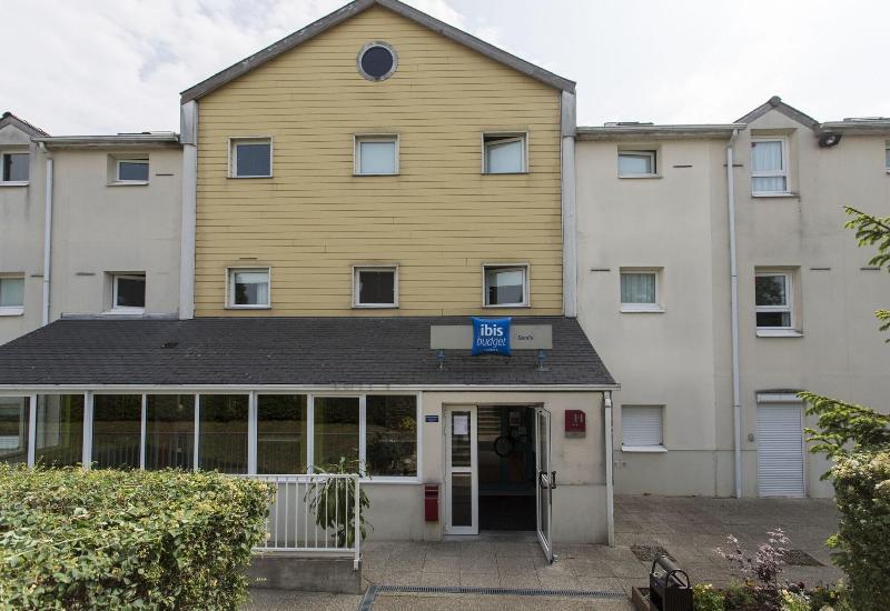 Ibis Budget Senlis Exterior photo